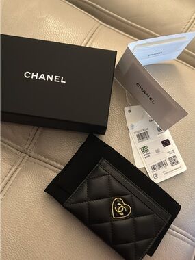 CHANEL Black Quilted Card Case with Subtle Logo